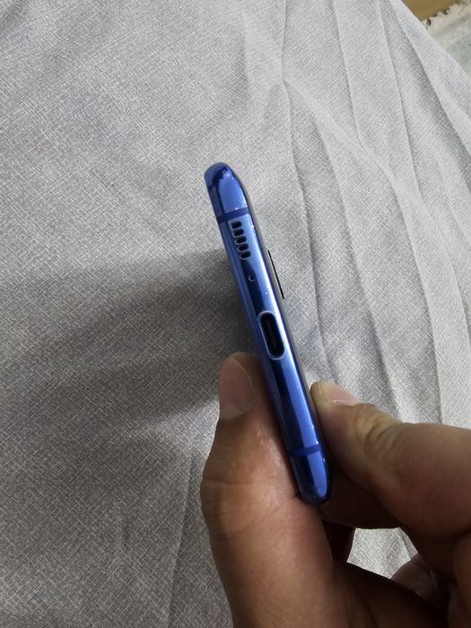 Самсунг S10 lite