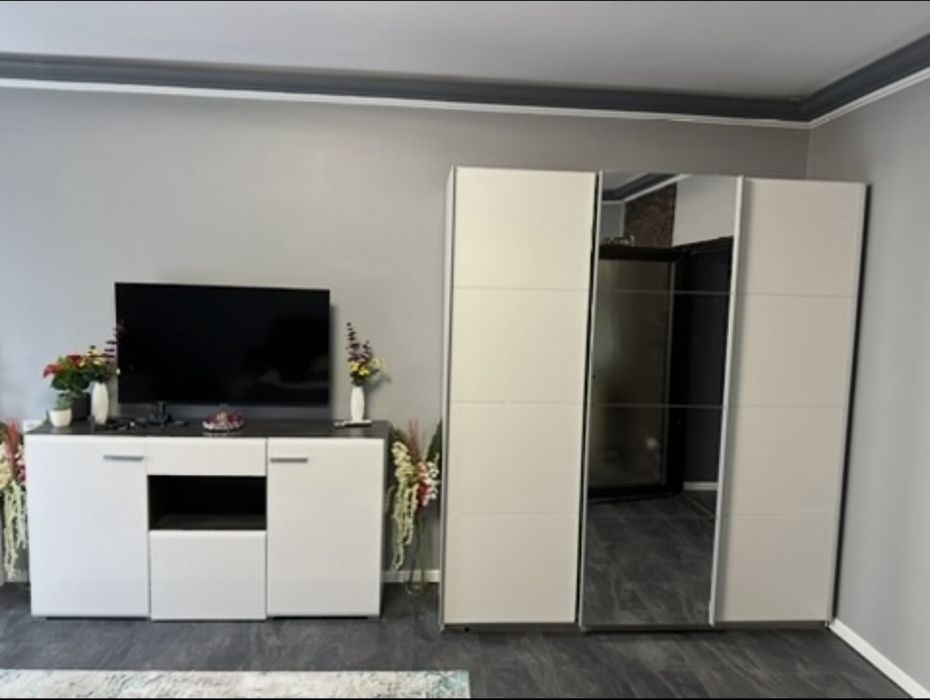 Propietar, vand apartament renovat si mobilat