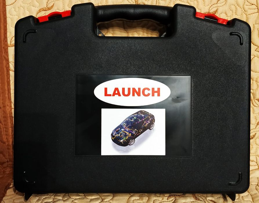 Kit Interfata Auto Launch Easydiag 2025 Dbscar Rosu + Tableta 10.1"