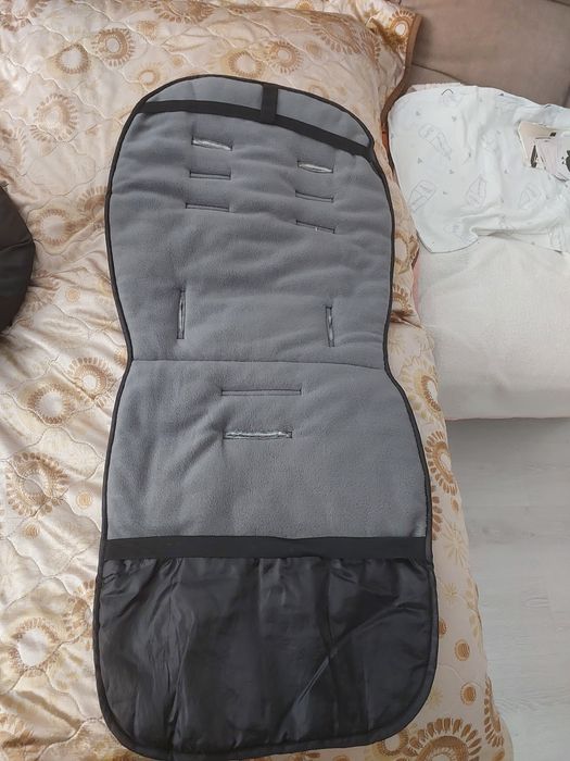 Продам тёплый матрасик на коляску