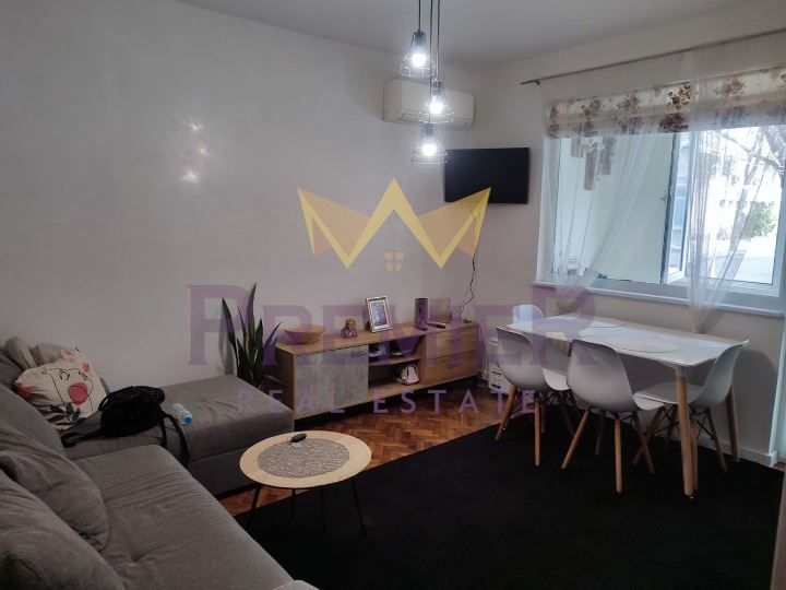 Дава се под наем Тристаен апартамент в Варна, Лятно кино Тракия - 79 кв.м за 612 € - Снимка #1