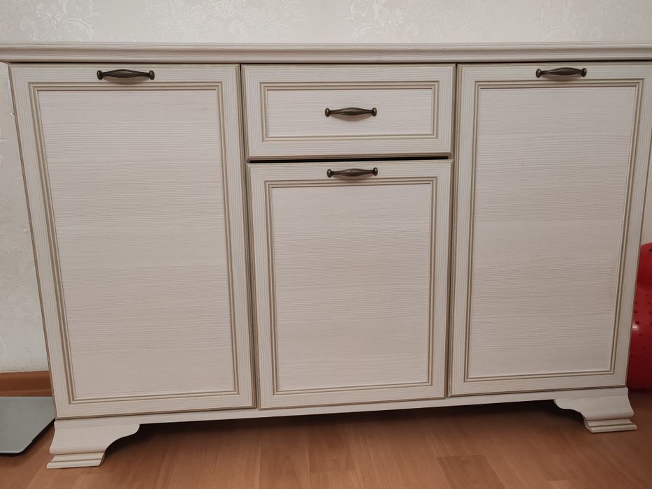 Продается комод красивый,  новый