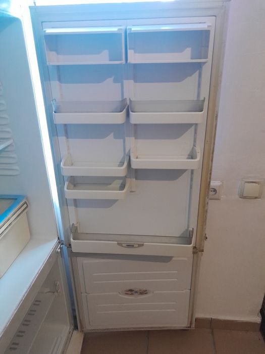 Холодильник, 30 тысяч торг.