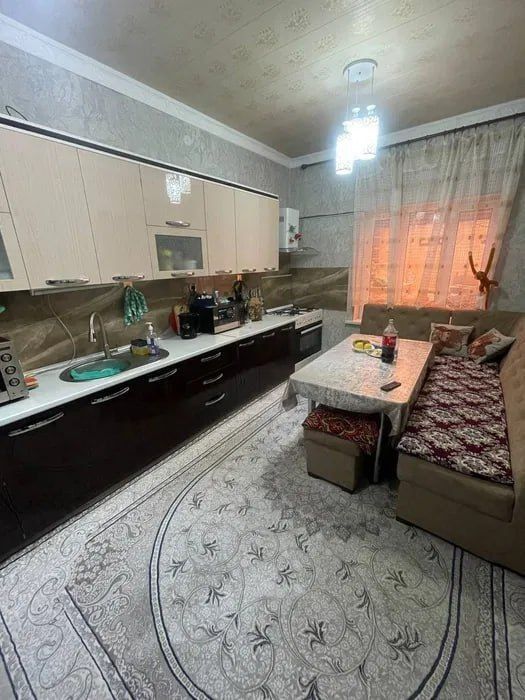 Sotiladi Евро дом Мирабад с обстановкой Фасад 20м  ор. ТЦ Альфараганус