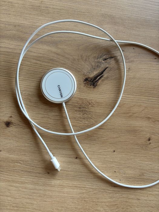 Canyon зарядно за смартфон и таблет