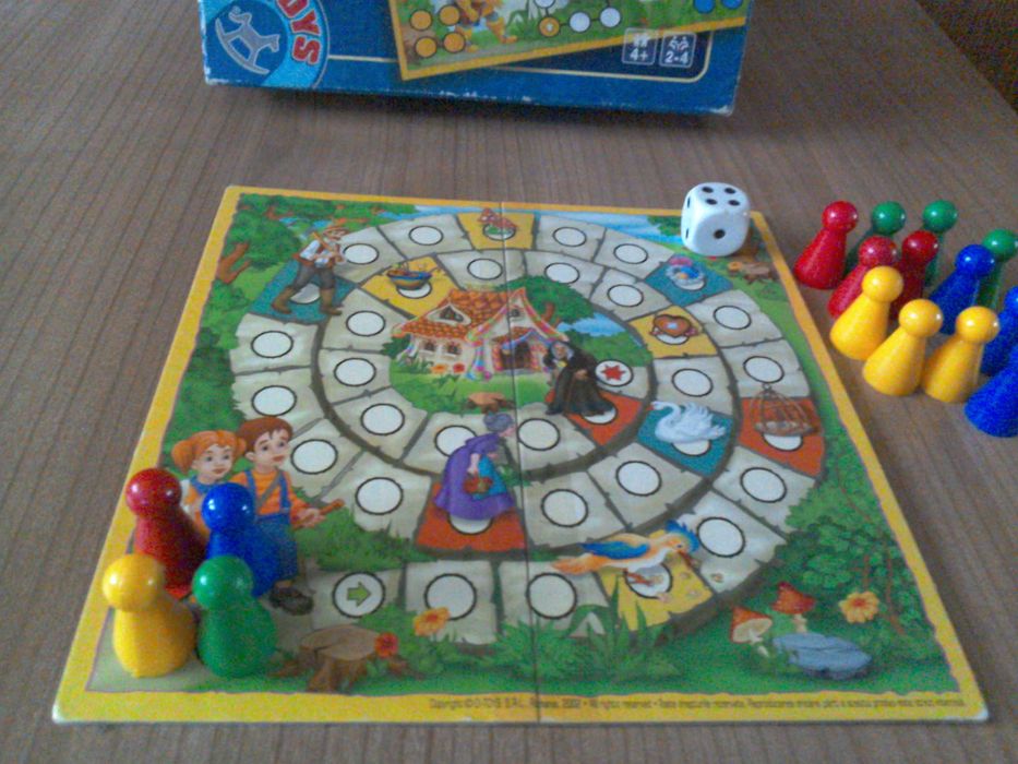 Joc cu pioni: 2 fete: Motanul Încălțat și Hansel și Gretel: D-toys
