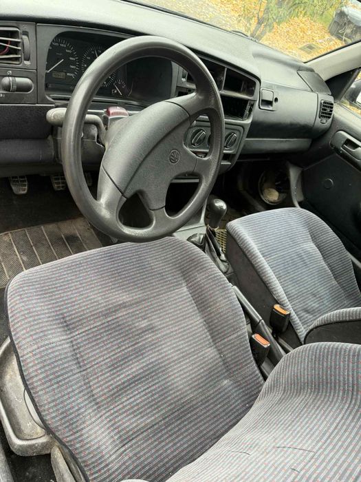 Продавам голф 3 на части