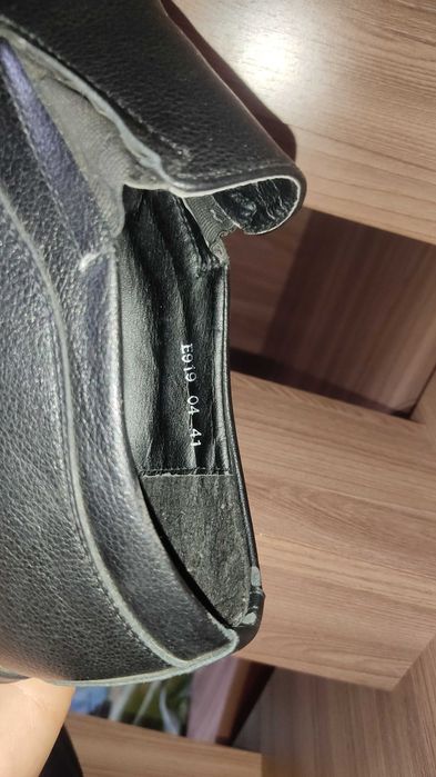 Продам школьные туфли на подростка