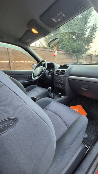 RENAULT Clio 2001 — imagine 4