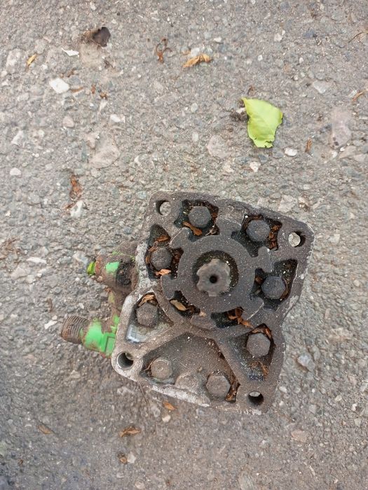 Маслянные шестеренчатые насосы