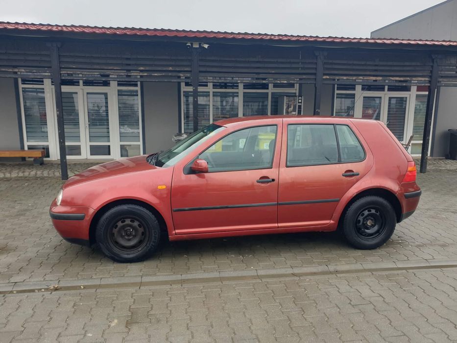 Vand sau schimb golf 4