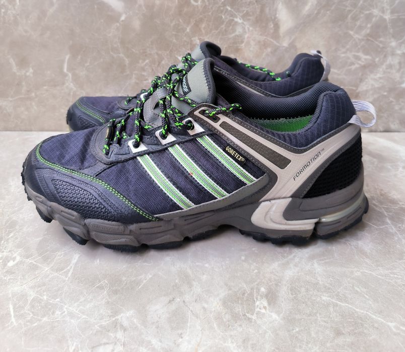 Adidas номер 44,5 Gore-Tex Мъжки обувки