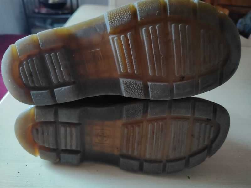 Детски обувки Dr. Martens Combs J