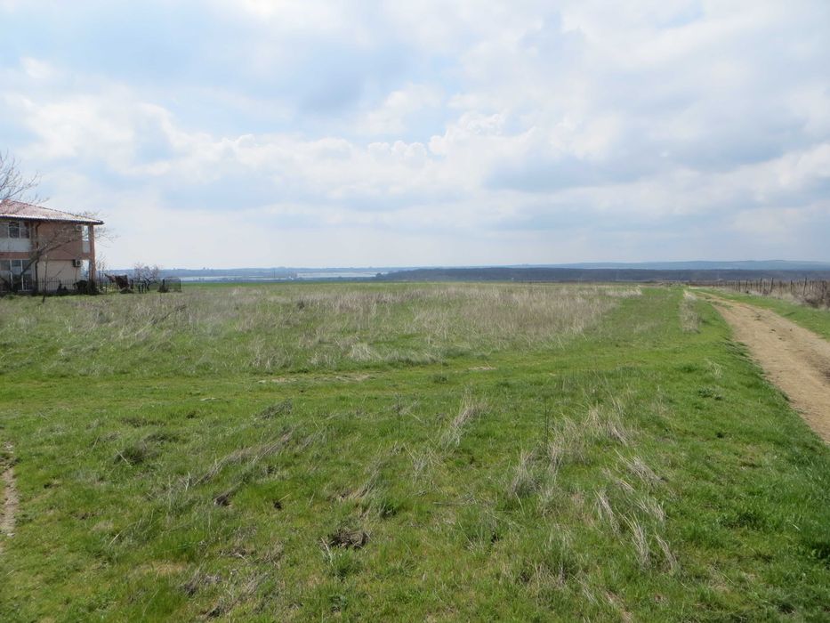 Парцел в регулация