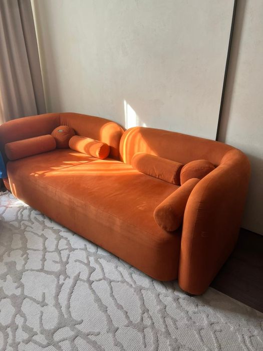 Дизайнерский диван