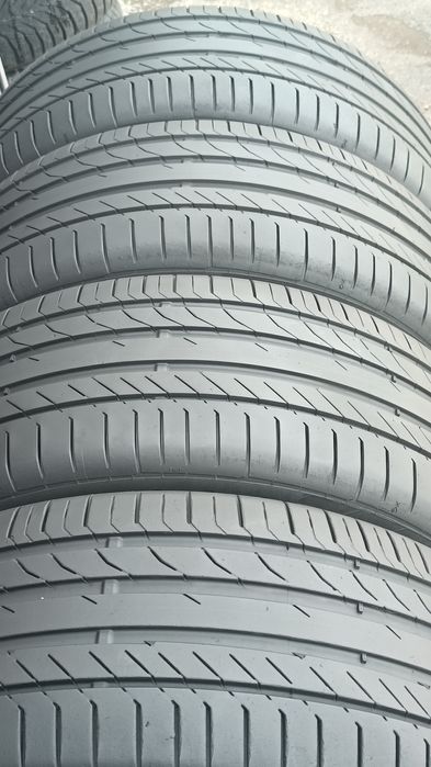 235/45/18 Continental