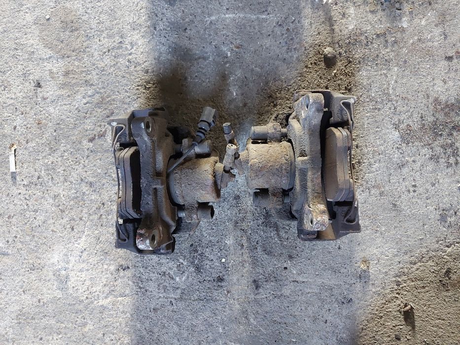 Etrier etrieri fata stanga dreapta vw passat b7 2.0TDI