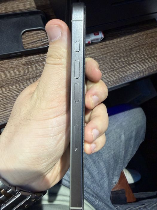 Iphone 15pro silver