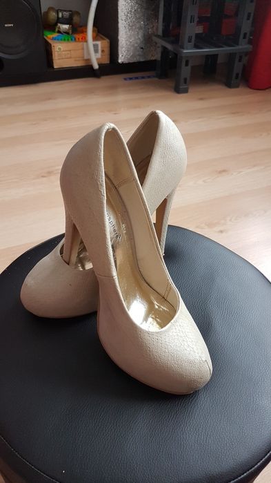 Pantofi cu toc înalt Atmosphere