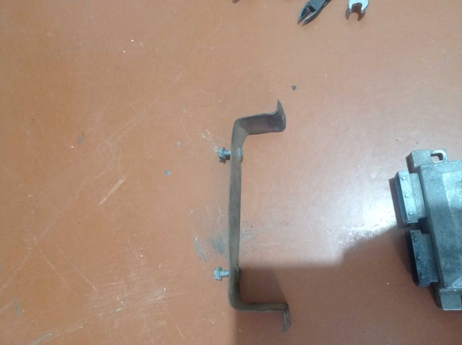 Крепление для ЭБУ LOVATO