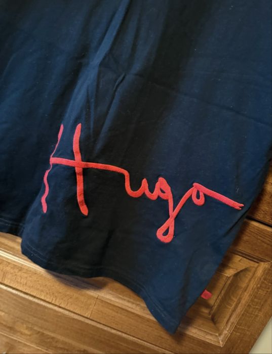 Tricou Hugo - marimea M