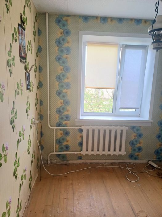 Продаеться 2 комнатная квартира