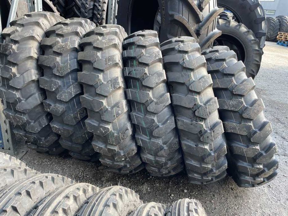 Anvelope noi 10.00-20 cu 16 pliuri marca BKT pentru excavator