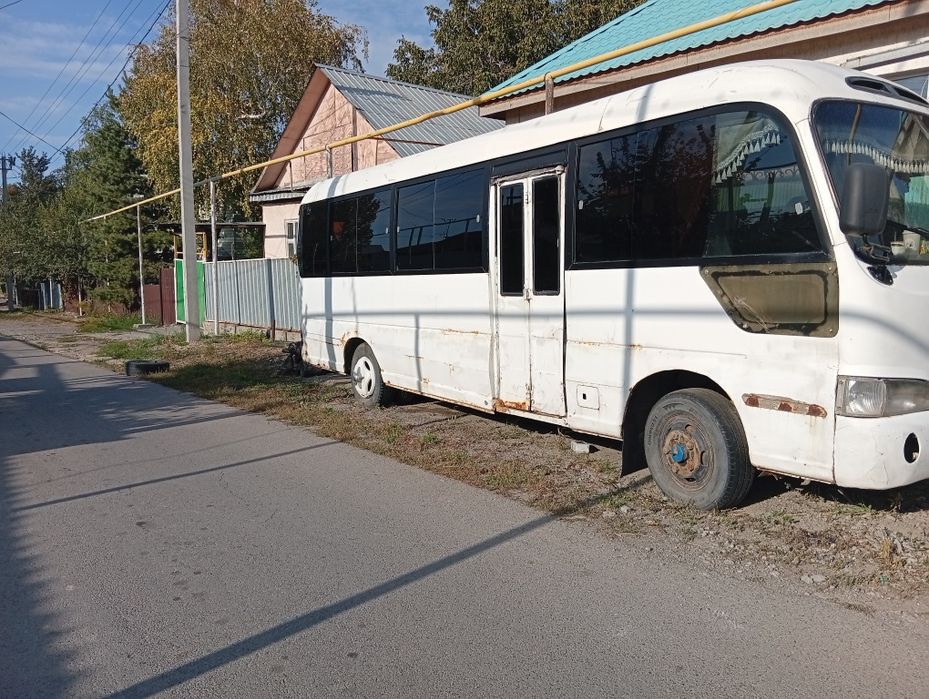 Хюндай  Каунти автобус