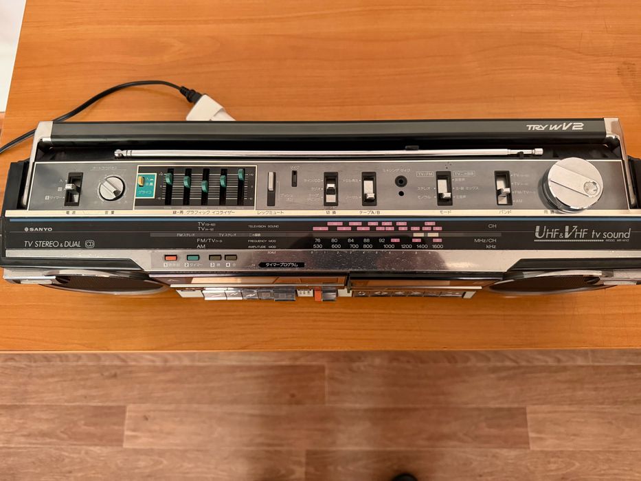 Sanyo стерео кассетный магнитофон