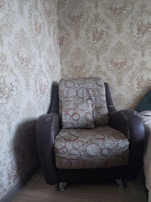 Диван и 2 кресла