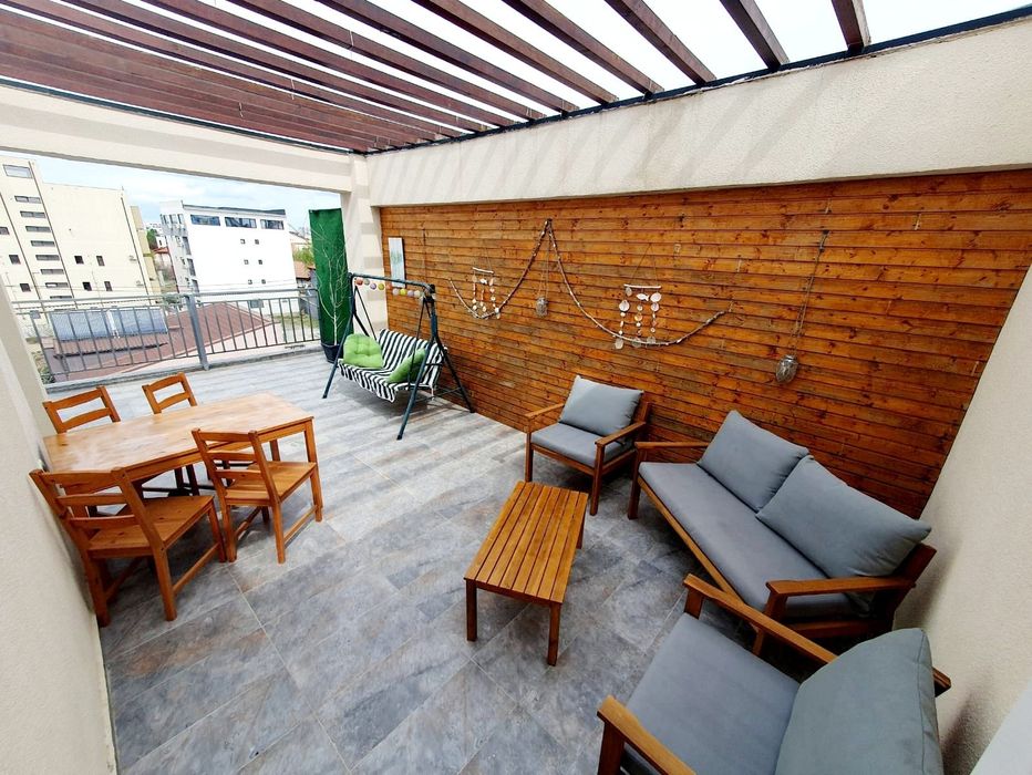 Inchiriez Apartament 3camere+terasa . Mamaia Nord