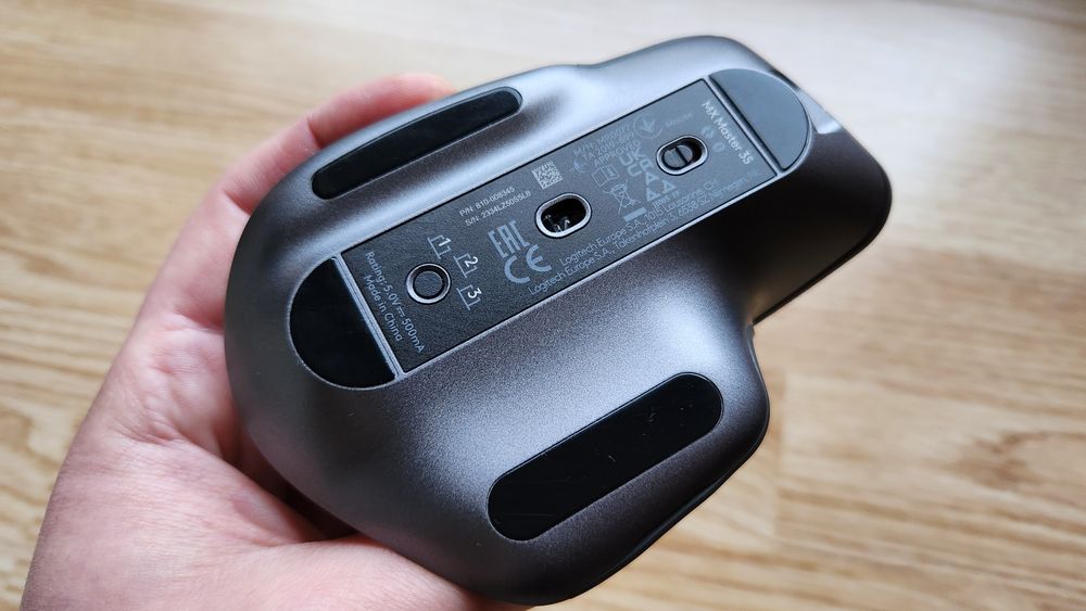 Mouse Logitech MX Master 3S Wireless cu Dongle si Bluetooth