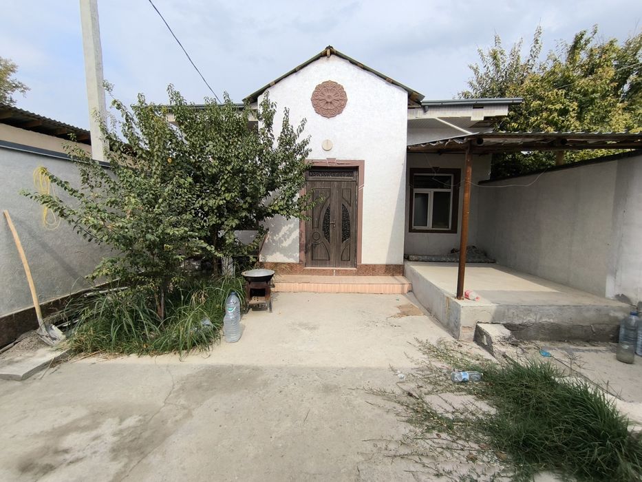 Ховли_ сотилади яшалмаган 2 булиб тулашгаям булади колганини 1 йилда