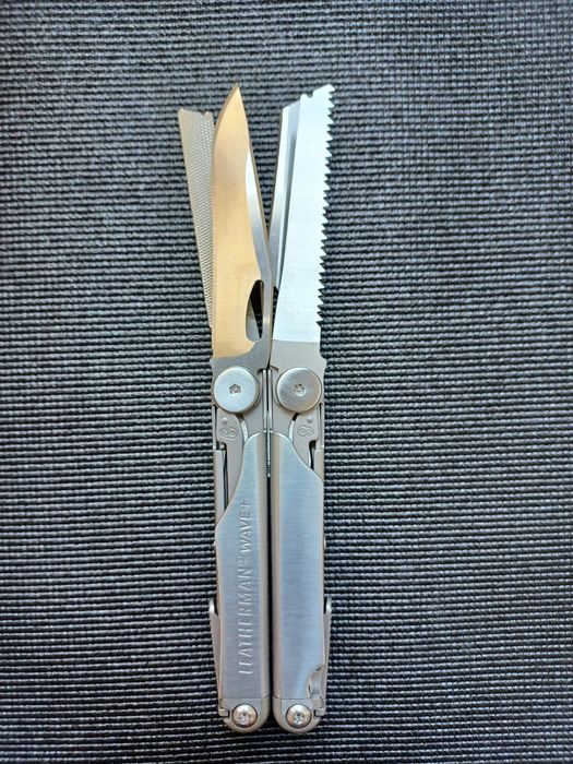 Vand multitool Leatherman Wave+ nou cu teaca de nylon