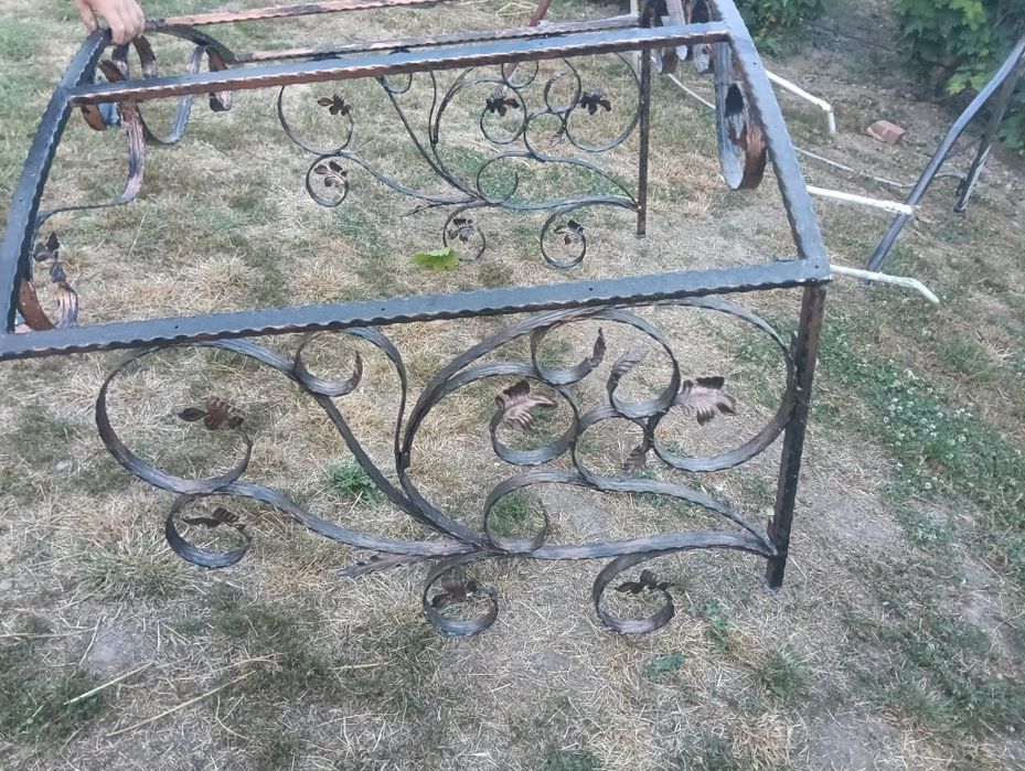 Vind copertină din fier forjat