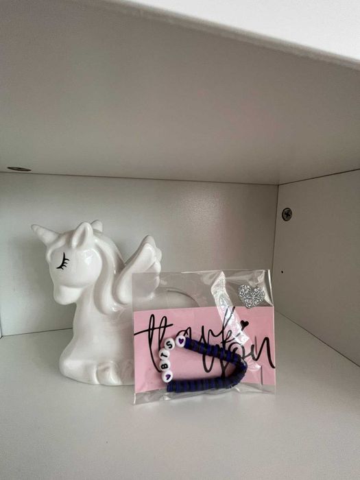 Ръчно изработени гривни