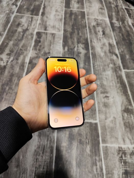 iPhone 14 pro 256gb gold ideal