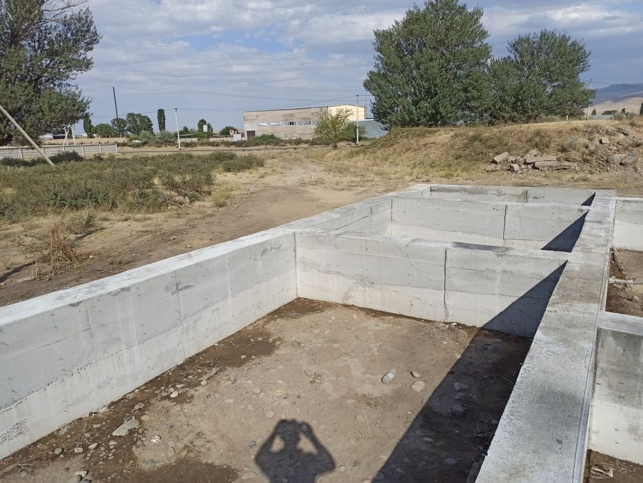 Фундамент құямыз.