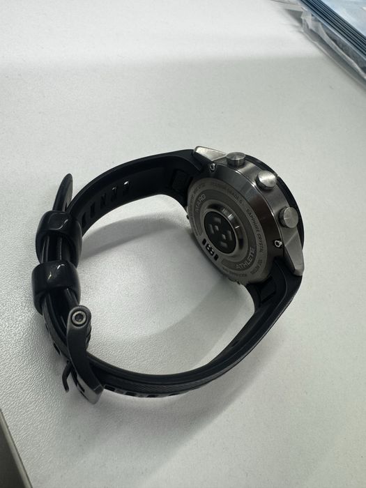 Смарт-часы Garmin MARQ Athlete Gen 2 серебристый-черный