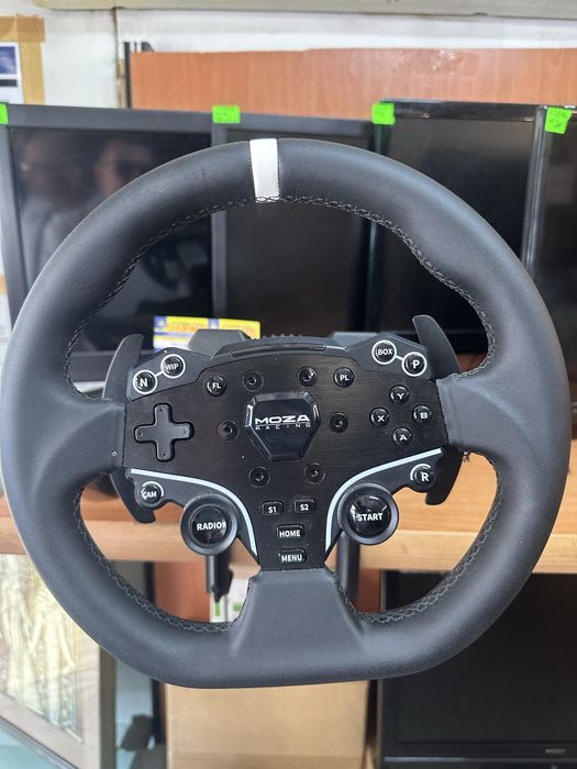 MOZA Racing R5 Direct Drive Bundle – волан, база и педали