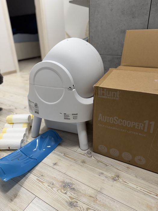 Litiera automată  iHUNT Autoscooper 11 NOUĂ, în cutie