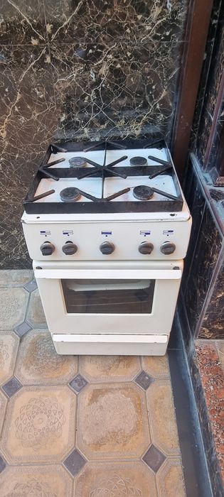 Gaz plita sotiladi