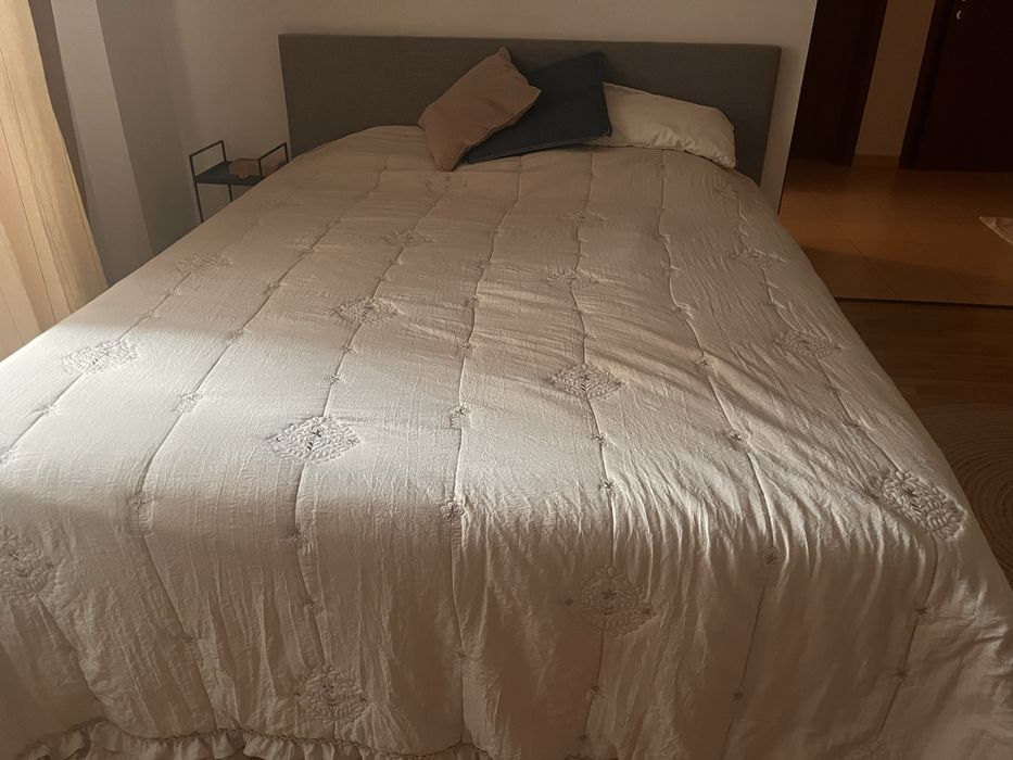 Vand pat dublu  cu simiere si saltea