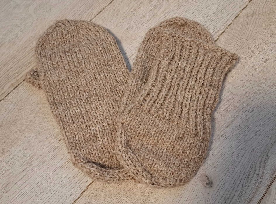 НОВИ Ръчно плетени зимни чорапи