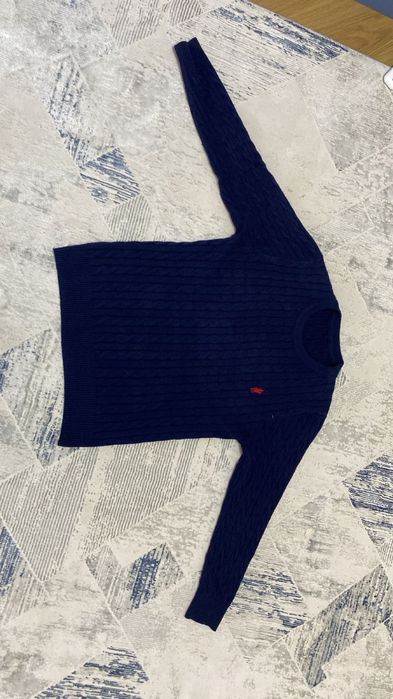 кофта и полузамок продам