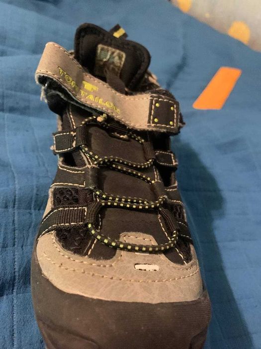 классная обувь для мальчика на 7-8лет tom teilor