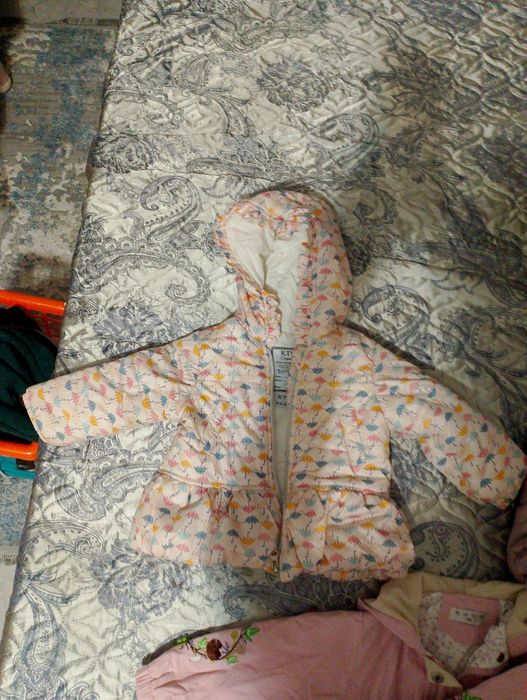 Продам детские вещи