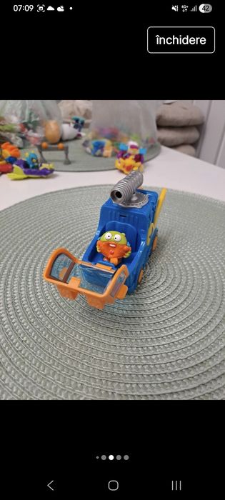 : Lot Figurine SuperThings + Vehicule (Eroi și Răufăcători)