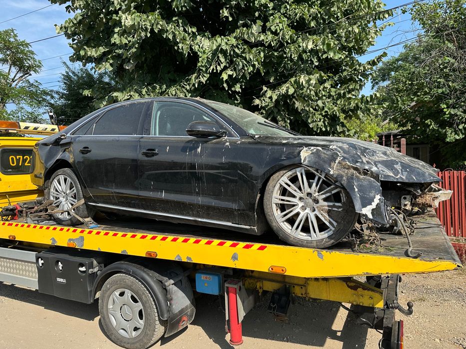 Dezmembrez Audi a8 4h 2012 3.0 diesel