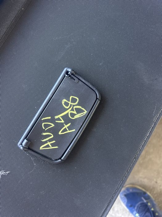 Щора за багажник Aufi A4 B8